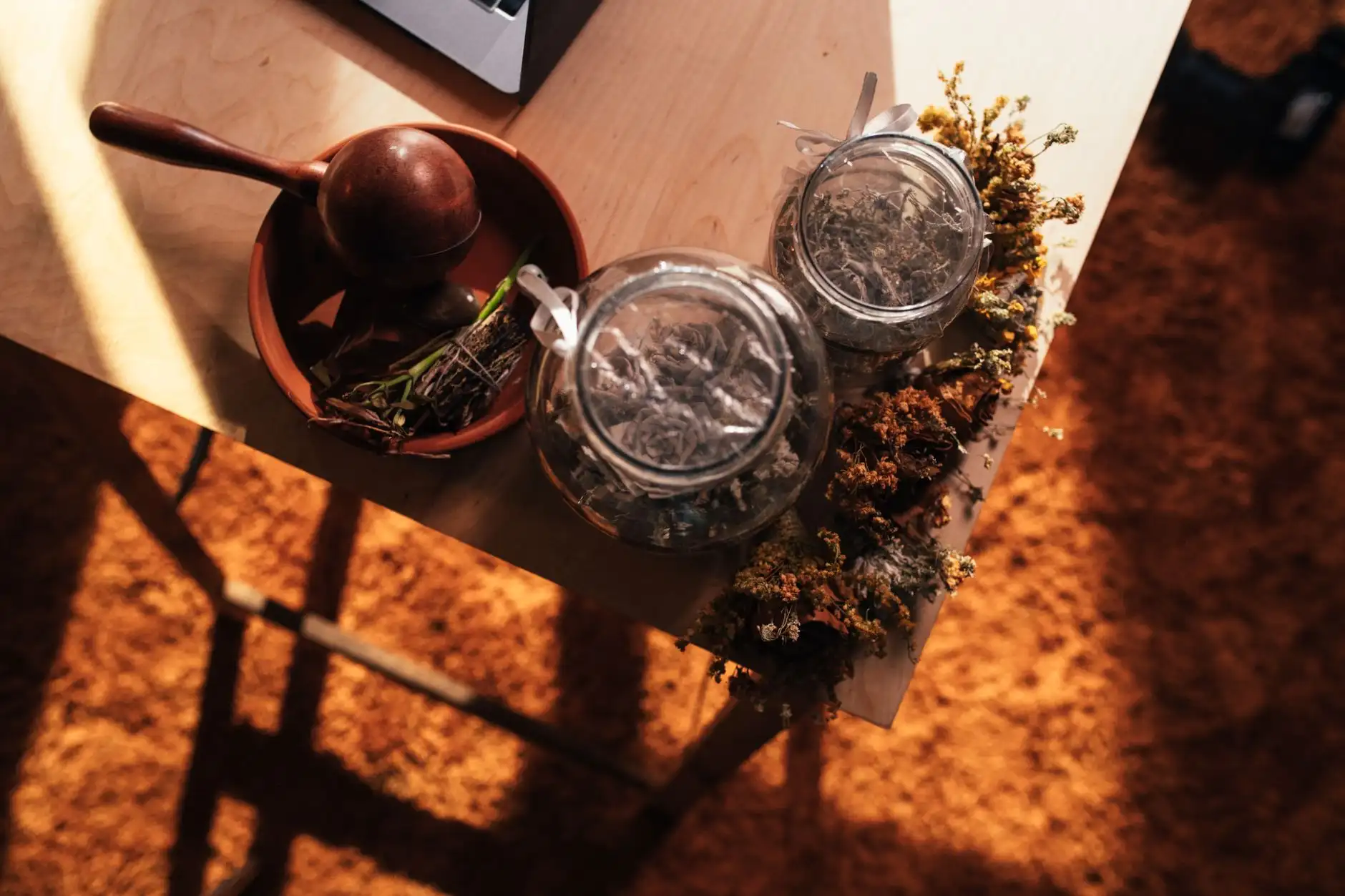 油气工程技术服务方案对比：如何为能源企业选择匹配的支持模式