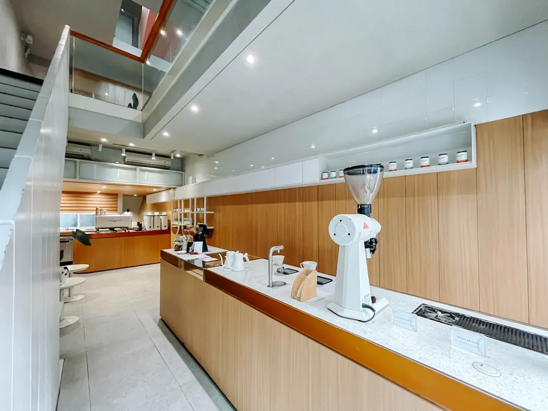 镇江华江油气工程技术服务在长三角油田项目中的技术应用与成效分析